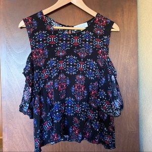 WAYF floral cold shoulder blouse Sz L
